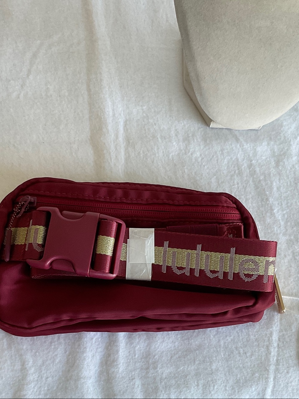 Lululemon Red Everywhere Belt Bag NWT - Picture 2 of 6